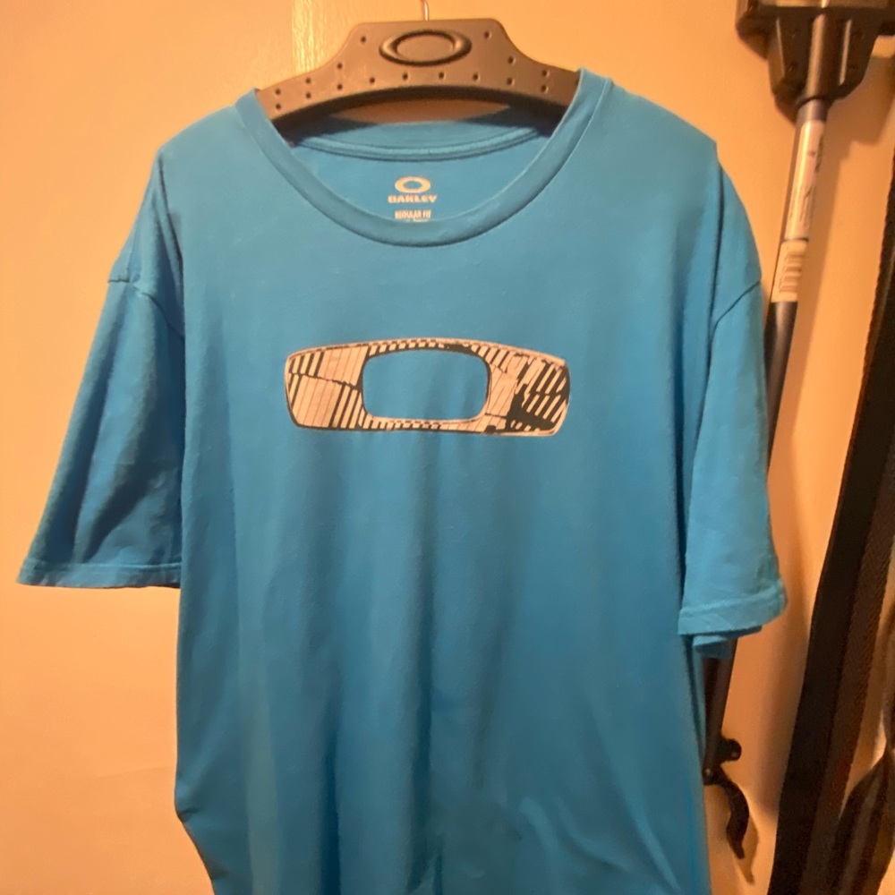 Oakley T- Shirt